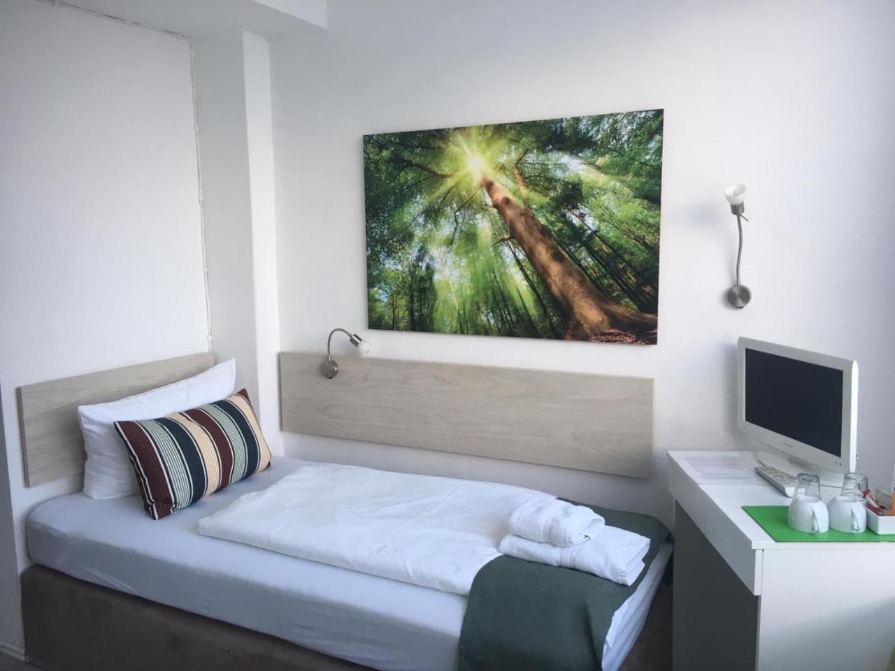 Boutique Hotel Krone - "Weser Perle" Brema Esterno foto