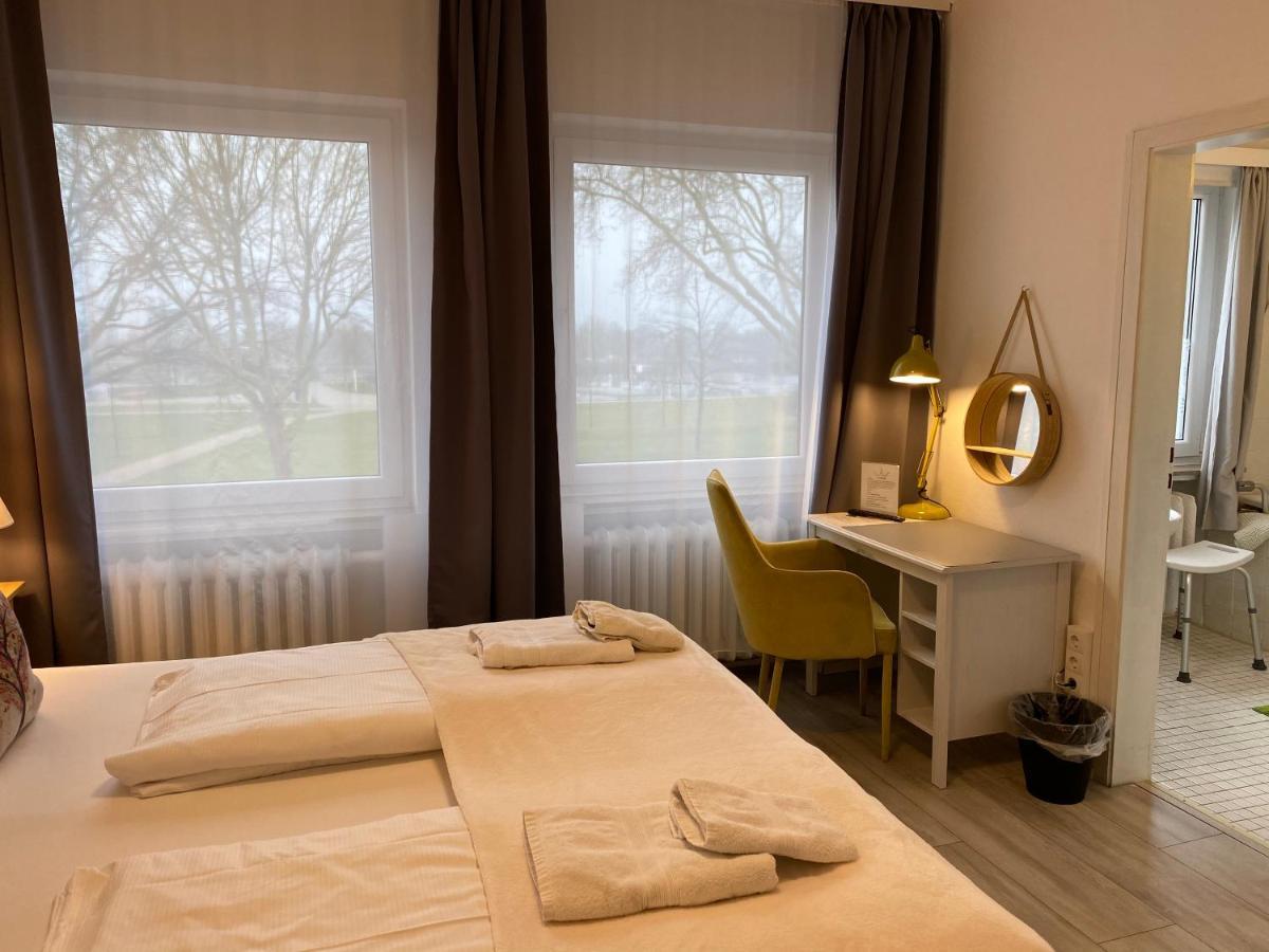 Boutique Hotel Krone - "Weser Perle" Brema Esterno foto